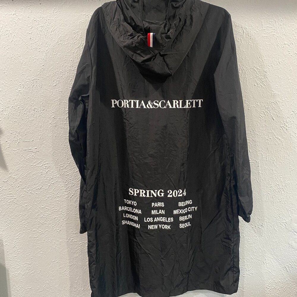 Portia & Scarlett NWT, women's 2X, black nylon hooded Spring 2024 light coat.